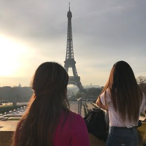 Meet your Posher, Daniella